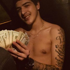 Meet your Posher, Tyler